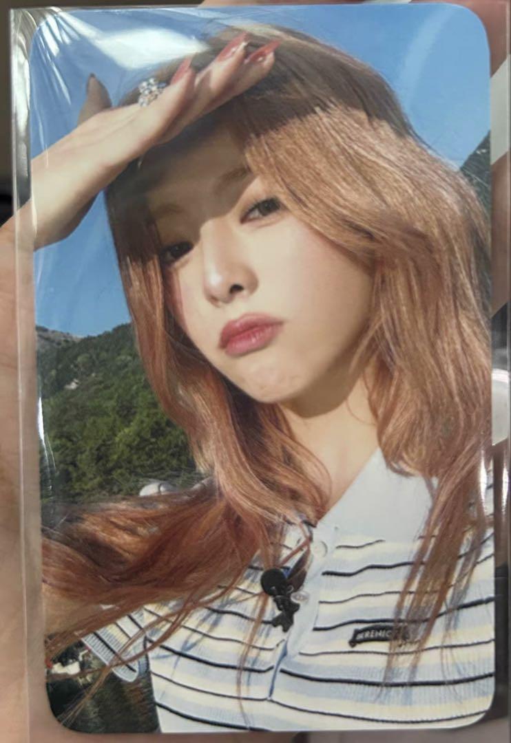 

[USED] ITZY Yuna GWBG Sanok Pre-recording 2nd week trading card