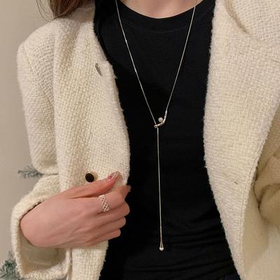 Simple High-End Metal Pearl Long Necklace Women'S Light Luxury Retro Elegant Fashion Versatile Neck Chain Sweater Chain