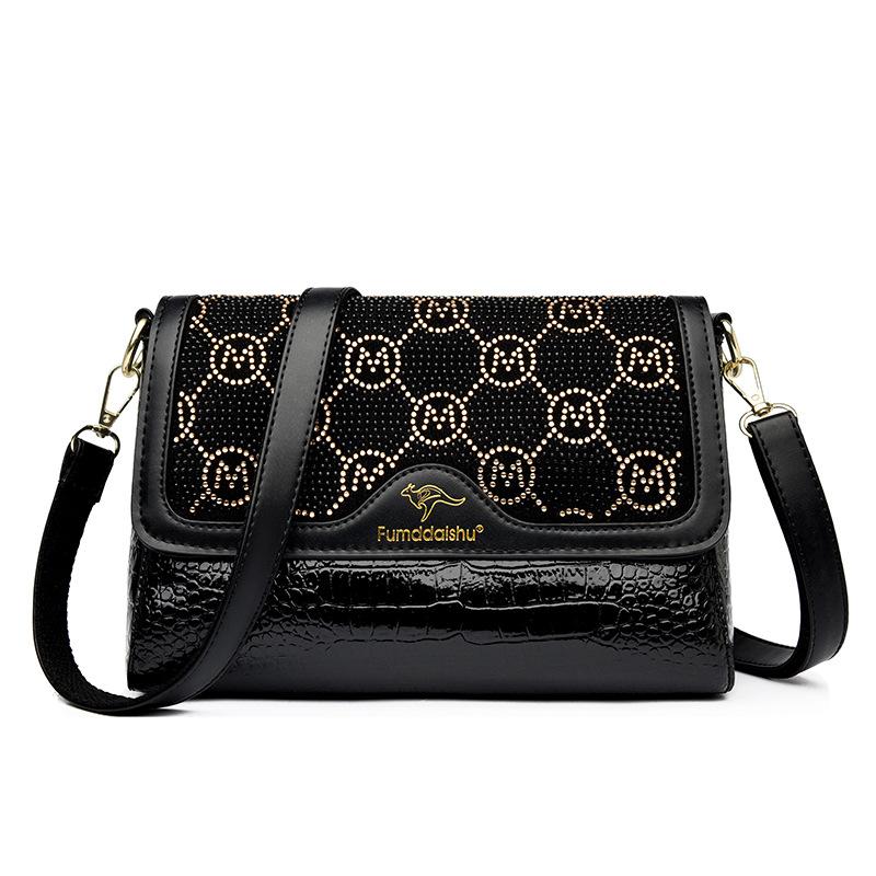 

Женская сумка новая модная универсальная на одно плечо через плечо маленькая квадратная сумка женский страз повседневный рюкзак тренд