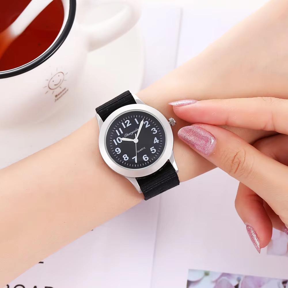 UTHAI CQ26 Kinder Sportuhr für Jungen Mädchen Kinderuhren für einen Jungen Uhren Armbanduhr Kind Quarz Leuchtzeiger wasserdicht