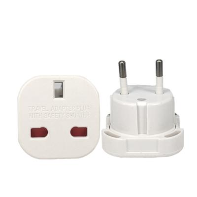 1 stücke EU Stecker Adapter Power Converter UK Zu EU Elektrische Adapter 2 Pin Euro Reise Adapter Power Ladegerät Elektrische Steckdose outlet