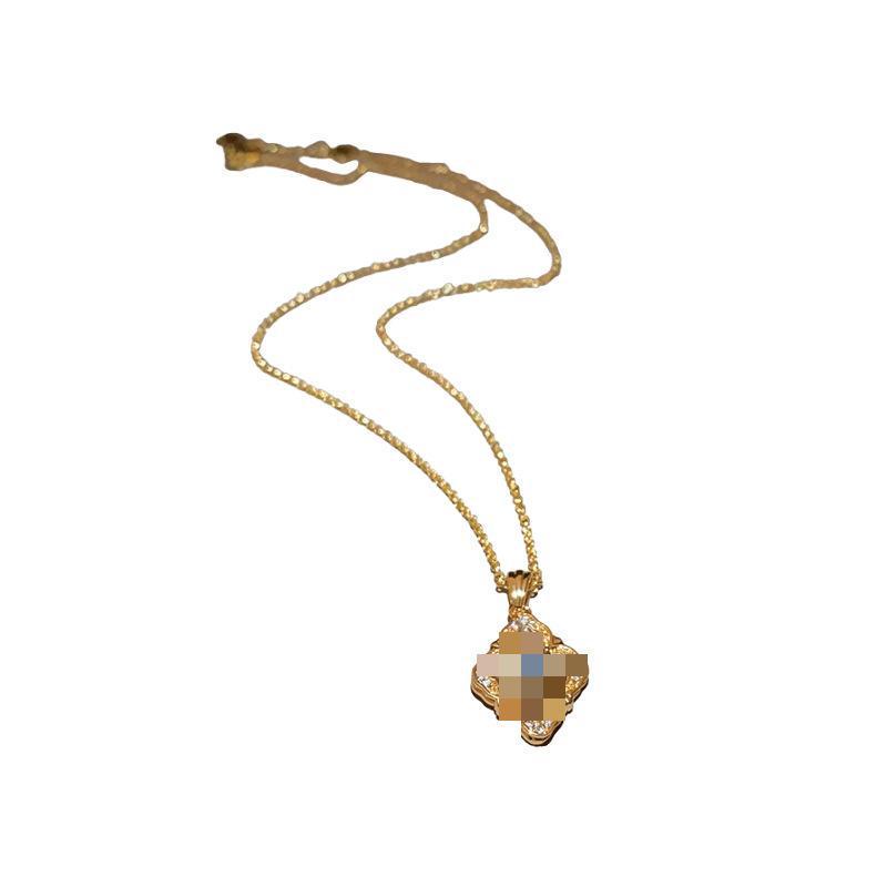 18K Gold-Plated Zircon Flower Necklace - Retro Court Style Clavicle Chain for Women