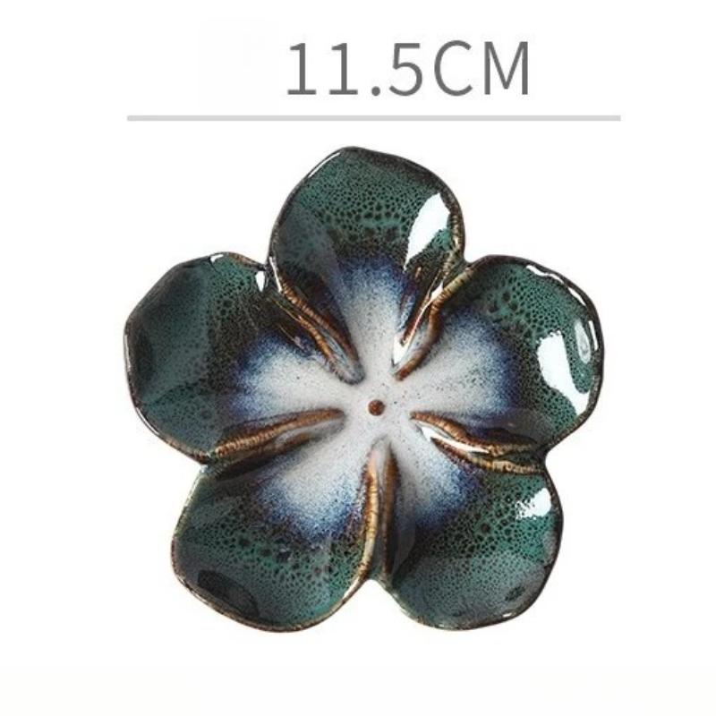 Vintage Ceramic Craft Dish Flower Shaped Small Dish Creative Dipping Sauce Small Dish Multi-color Kiln Transformed Dish Gift