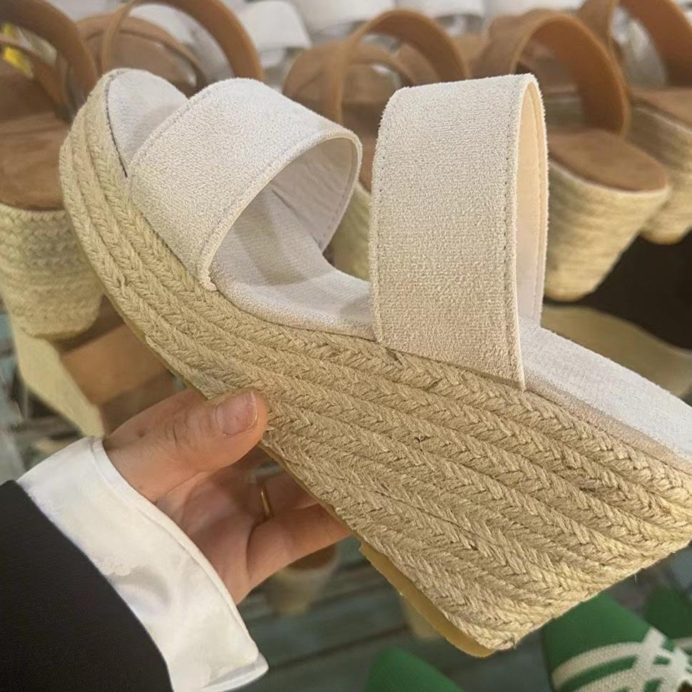 2024 New Summer Slope Häl tjock sula sandaler stort hamparep Casual fiskmun tjock sula förhöjda skor