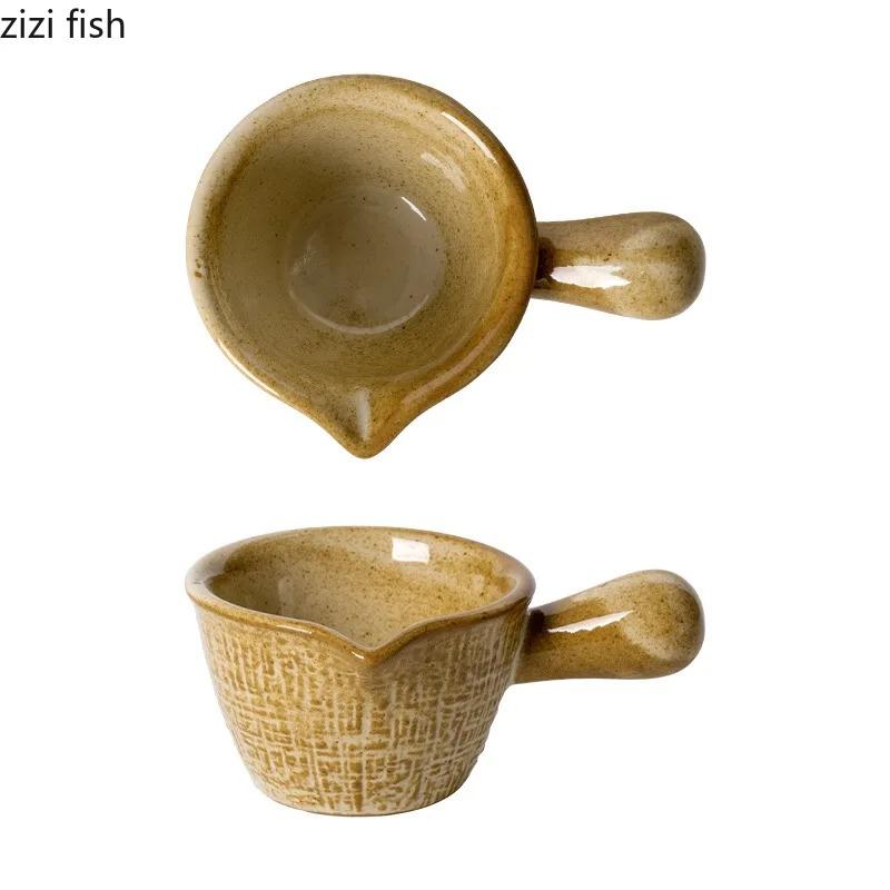 Ceramic Sauce Bucket Milk Pot with Handle Sauce Pot Sauces Dish Dipping Sauce Dish Milk Cup Dessert Bowl Snack Plate Gravy Boats