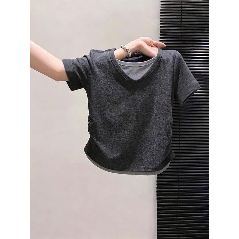 

Women s V-neck Cotton Two-Piece Style Short-Sleeve Tee: Fashionable, Waist-Cinching, Slimming, Perfect for Spring and Summer. S