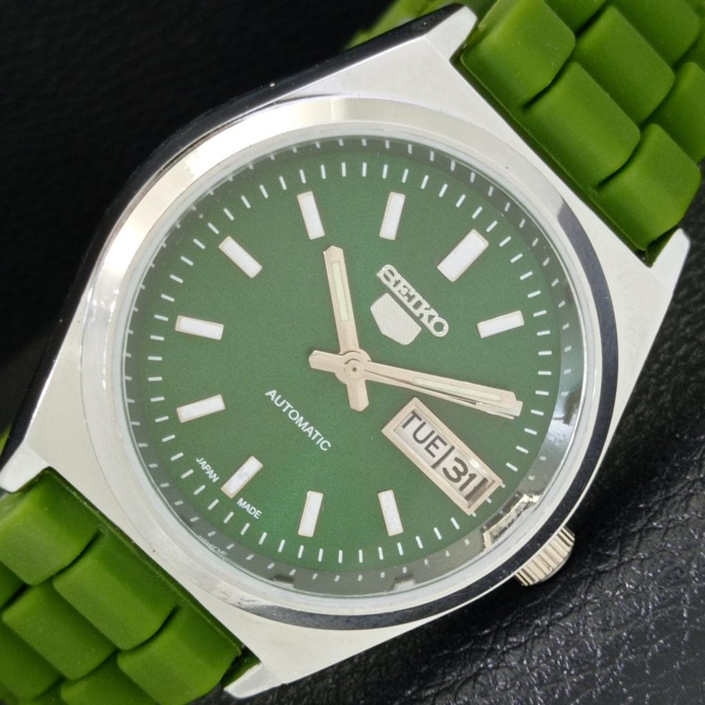 AUTOMATIC VINTAGE REFURBISHED SEIKO 5 JAPAN MENS GREEN DIAL WATCH a440643-9 Sk-a440643-1