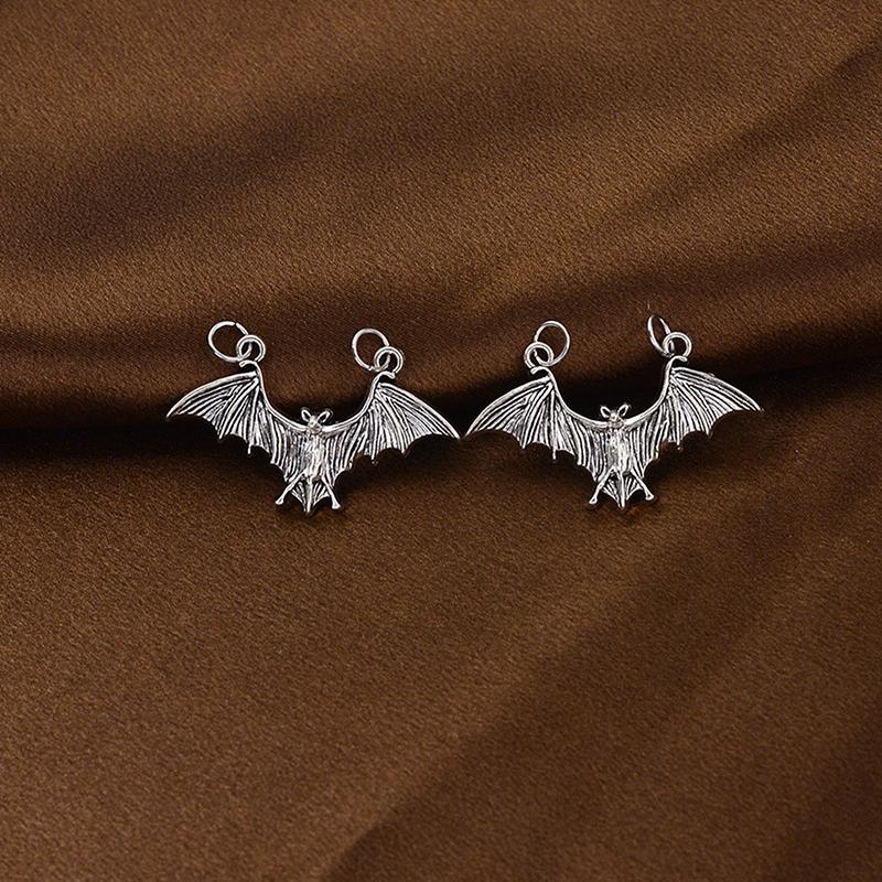 1Pair Bat Shoe Charms Gothic Punk Style Shoelace Clips Detachable Shoe Accessories Fun Decorations Perfect Gift