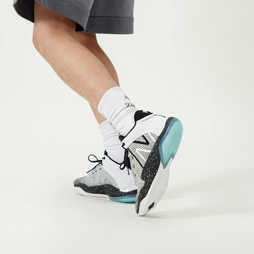 New Balance Two WXY V2 White Black Speckled Men Sneakers BB2WYBW2