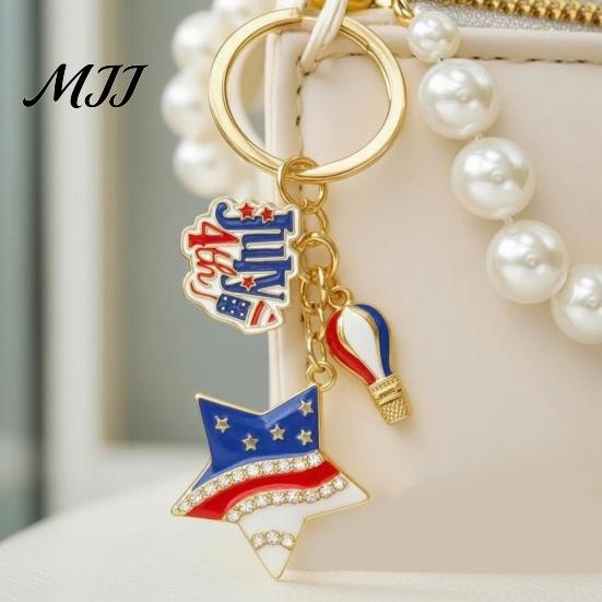 Star Shaped Keychain Independence Day Pendant, Enamel Zinc Alloy Key Holder with Feather Design USA Letters Stars Hearts Patriotic Design, American