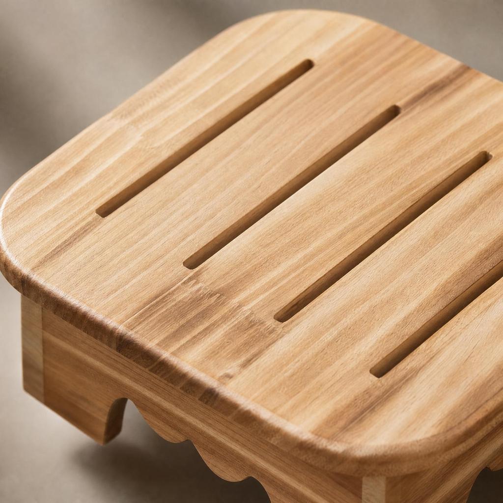 Hocker mit geschlitzter Oberseite Stabiler quadratischer Holzfußhocker Kompakt für Erwachsene,