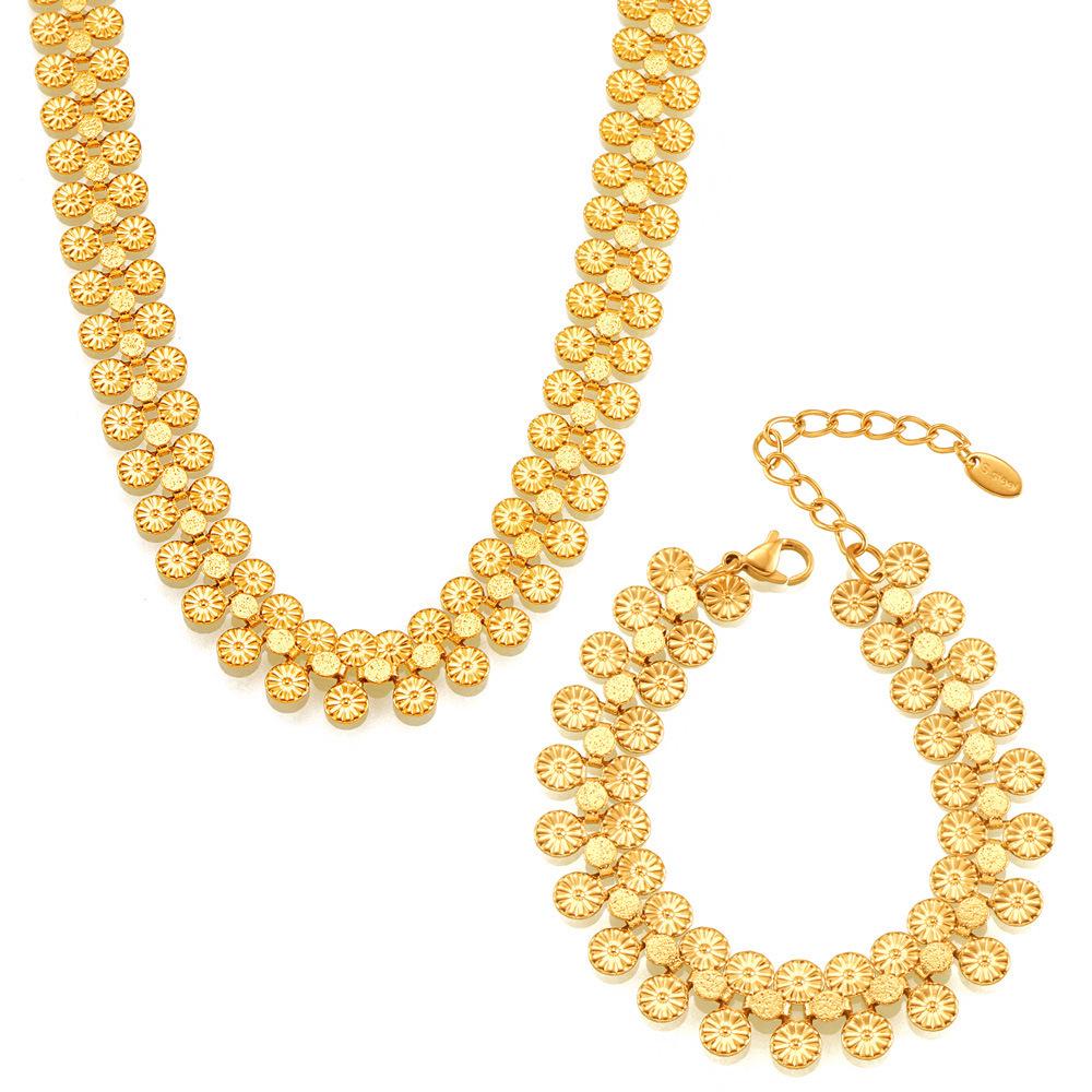Chic Retro Floral Necklace & Sun Pattern Bracelet - Versatile, Light Luxury Accessories for Women