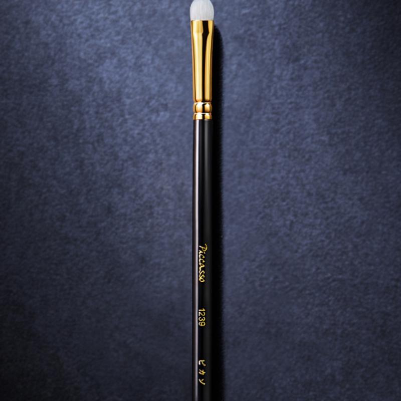 [Подпись Пикассо] 1239 Тени для век 1239 eyeshadow