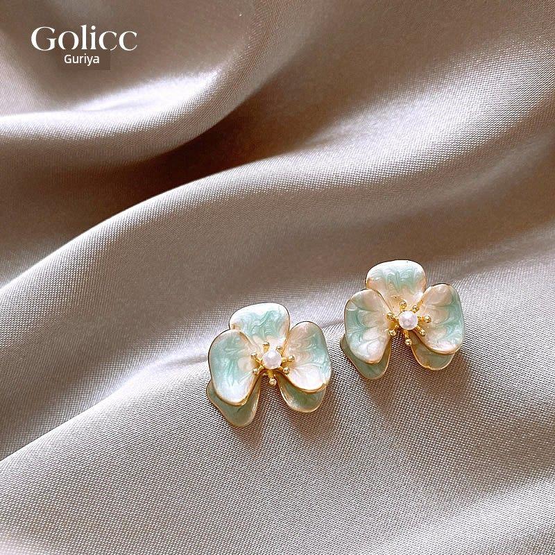 Dopamine Blooming Flower Pearl Stud Earrings Women's Unique Beautiful Earrings Fancy Accessible Luxury Earrings 925 Sterling Silver Needle