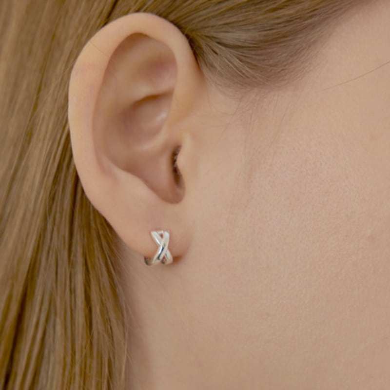 Lewe Two-line one-touch earring(S/M)