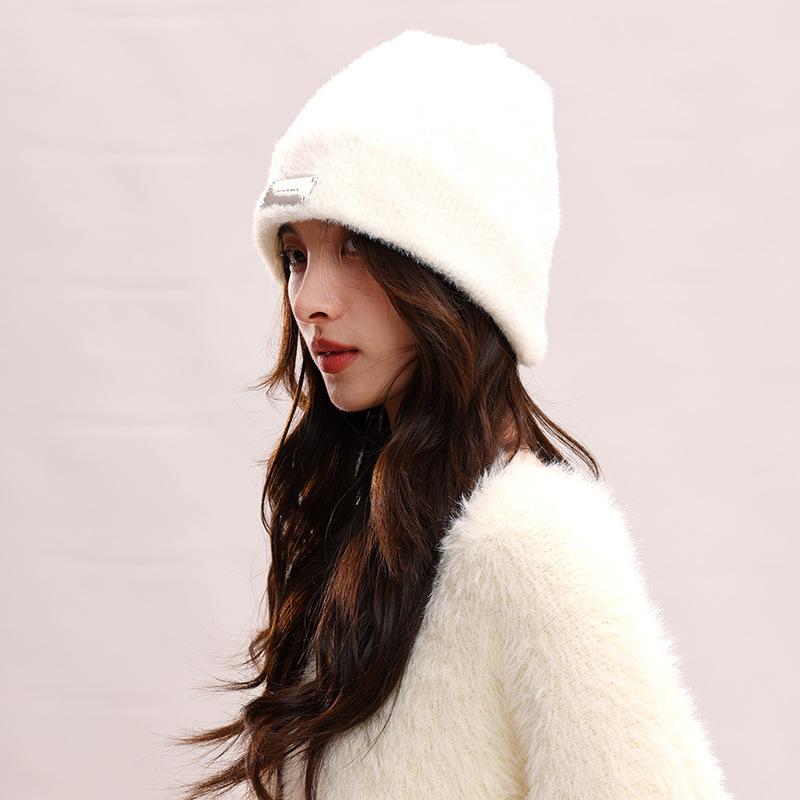 Big head circumference plush stacking hat women's 2025 new ear protection warm cold hat American metal small standard bag head hat