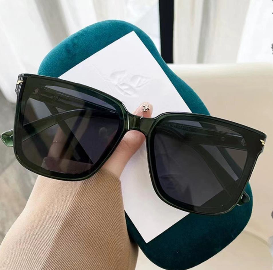 Fashion Style Sunglasses Women Big Size Square Shape Uv Protection Sun Glasses Women Travelling Hiking Glasses For Men