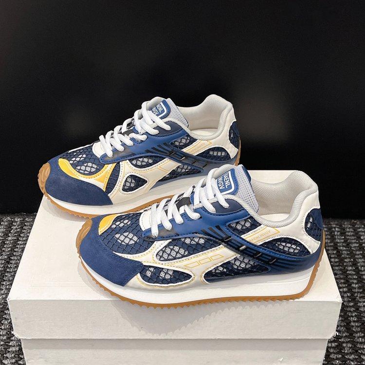 

[Youshilai] Increase the height of moral training shoes for women s 2025 summer new fishing net shoes ins leisure sports Forrest Gump shoes 35