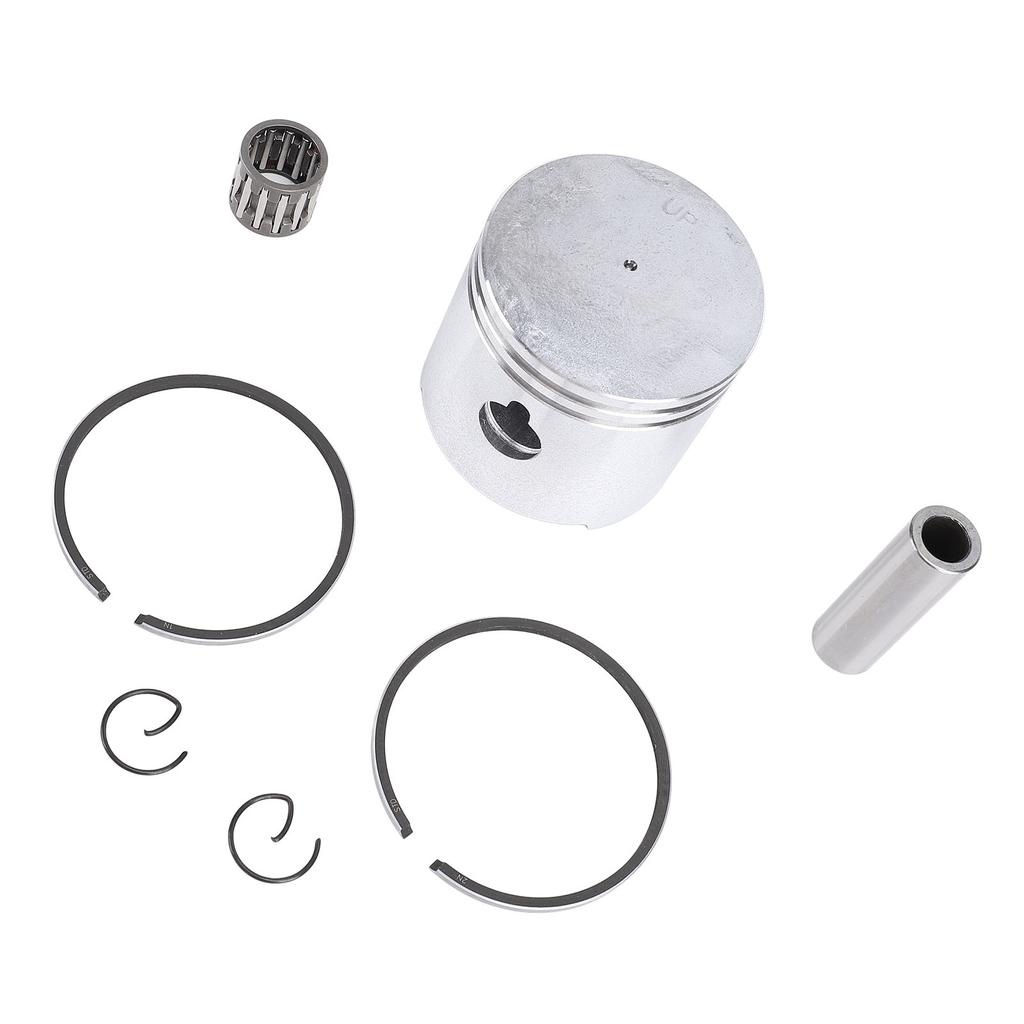 369 00001 0 Sada pístních kroužků Kovový píst pro lodní motor s 351 00011 0 kroužkem 350 00042 0 jehlou