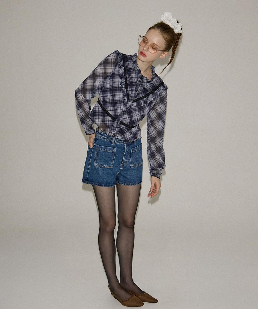 SALON DE YOHN Ruffle Check Blouse_ Black