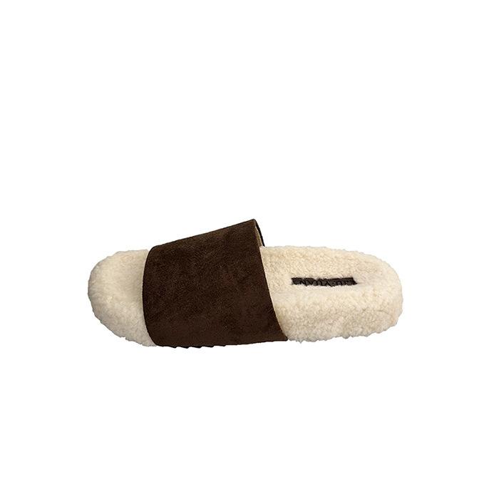 Flat-bottomed cotton slippers for women to wear autumn and winter new retro one-word open-toed fluffy slippers