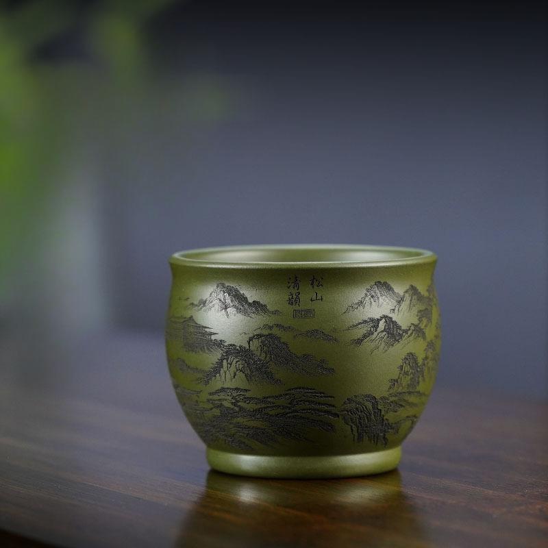 

220 мл Ручная работа Исинская фиолетовая глина Чашка для чая Гравировка Сосна Гора Мастер Чашка Сырая руда Зеленая глина Чаша для чая Дегустационная Ча Чжань Цзыша Кружки