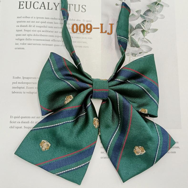 Plaid Flower Collar Bow Tie - Korean Fashion Harajuku Style for Women & Students.