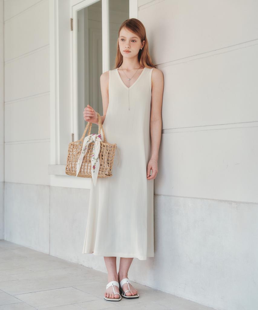 Zero Street [2 Colors] Pleated Sleeveless Dress