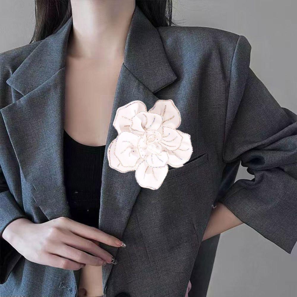 Badge Large Flower Camellia Brooch Korean Style Rhinestones Brooch Suit Collar Pin  Decoration
