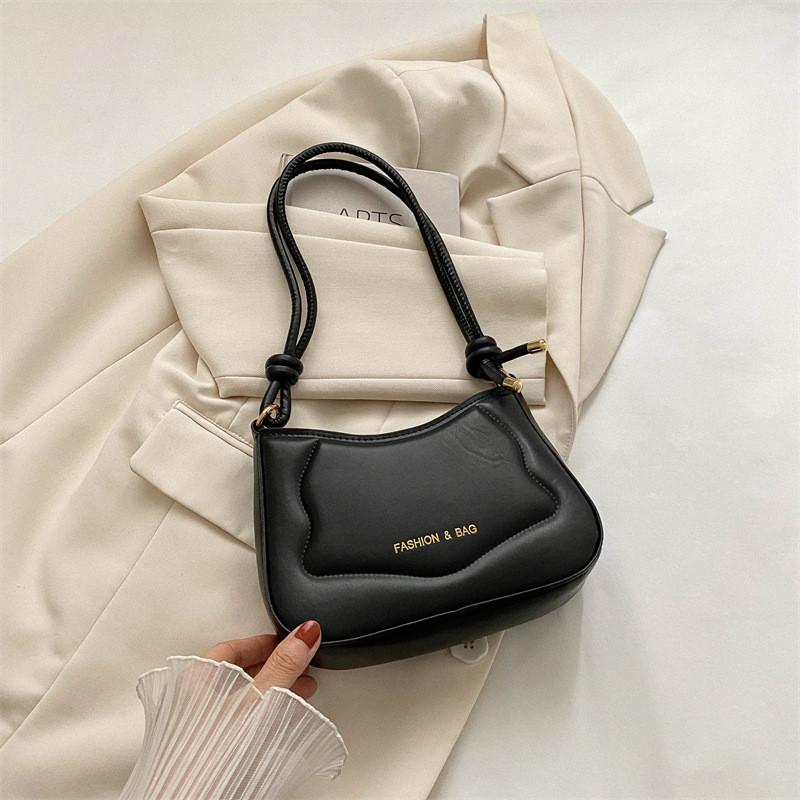 Trendy Small Square Bag For Women With Retro Design Perfect For Everyday Use чёрный
