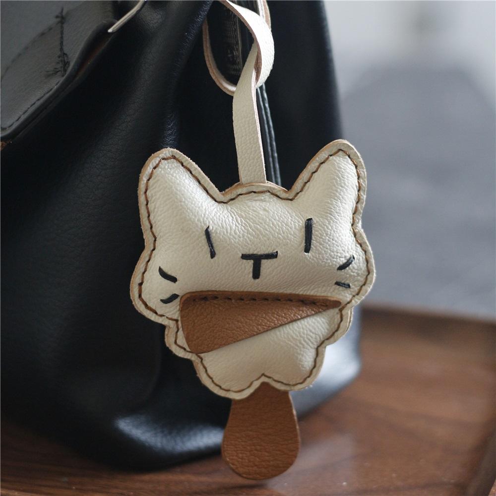 

Siamese Cat Cute Genuine Leather Bag Charm for Girls, Delicate Backpack Accessory Small Leather Ornament білий