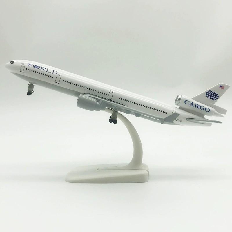 Display Airplane American World Airways MD-11 Aviation Model Aircraft 20cm 1/400 Scale MD11 Alloy Plane With Stand Decorative