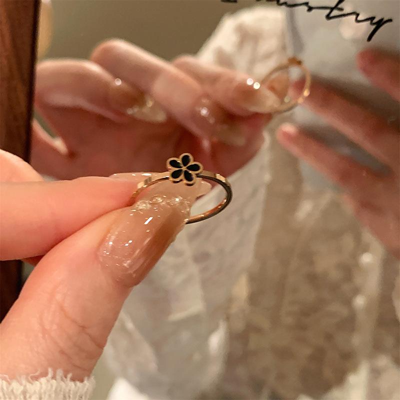 

925 Sterling Silver Jewelry Personalized Daisy Finger Rings for Women Wedding Party Jewelry for Girls Friend Gift 9 чорний