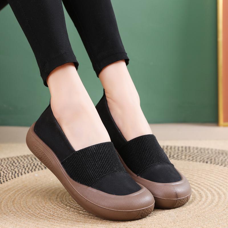 2025 spring new casual retro flat women's single shoes light and comfortable mother shoes lazy one-pedal big head shoes