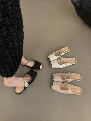 Fashion Shoes Slippers Flat Slides Slipers Women Cover Toe Summer 2025 Retro Mary Janes Slippers Women Summer Shoes Slides Pantofle Cove