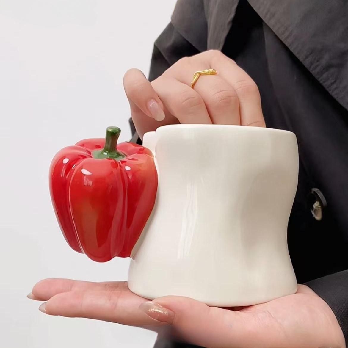 

Nordic Three-dimensional Peach Ceramic Coffee Mug Art Abstract Porcelain Mug Birthday Gift Office Teacup 300ml Drinking Utensils 300ml