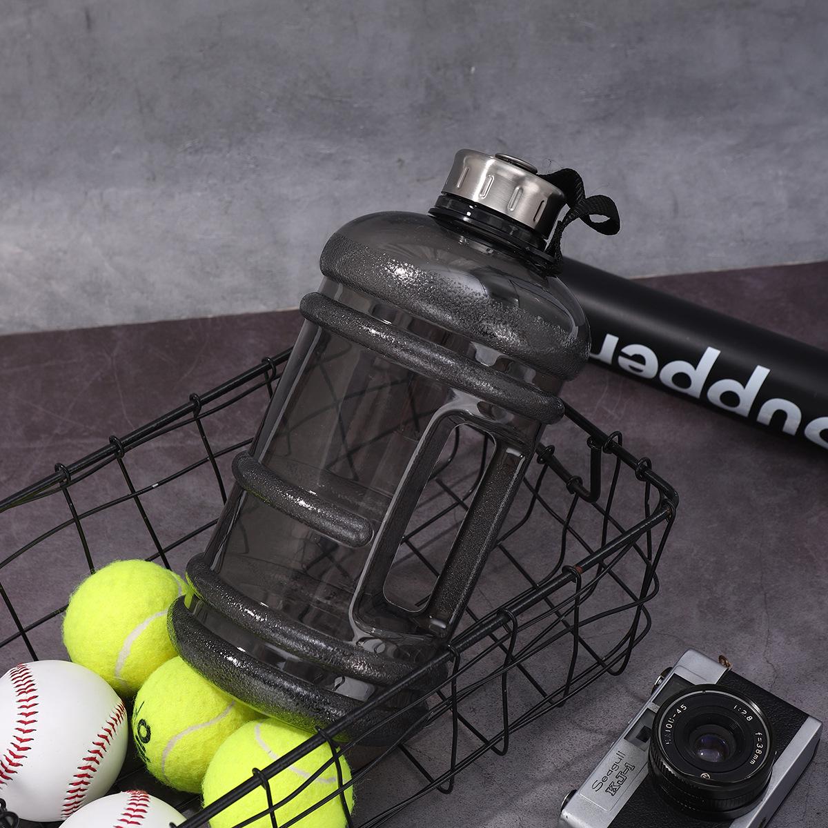 

2.2L Durable Plastic Sports Water Bottle with Steel Lid - Drop-Resistant and Portable for Outdoor Use 2.2L