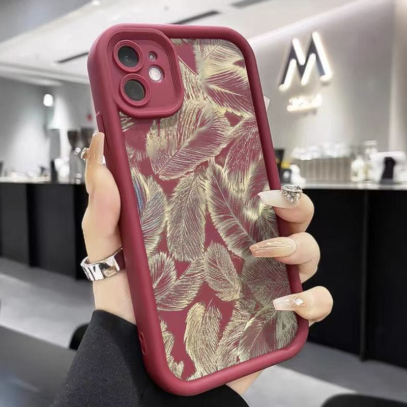 Golden flash feather is suitable for iphone16pro mobile phone case Apple 1514 Europe and America 13promax new 12x