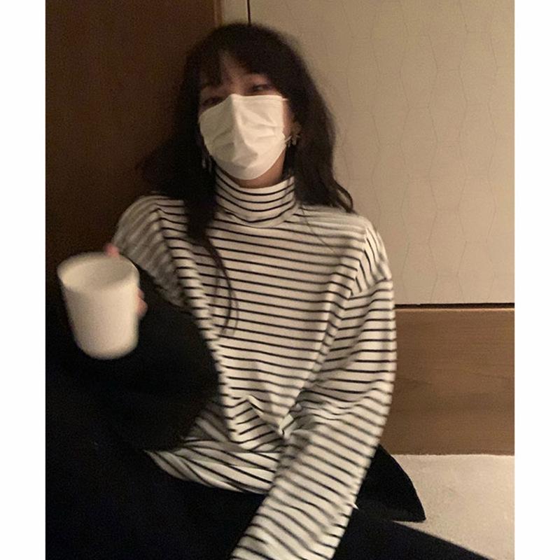 Women s Striped Plush High Neck Long Sleeve T-shirt - Warm Velvet Base Layer for Autumn/Winter Medium