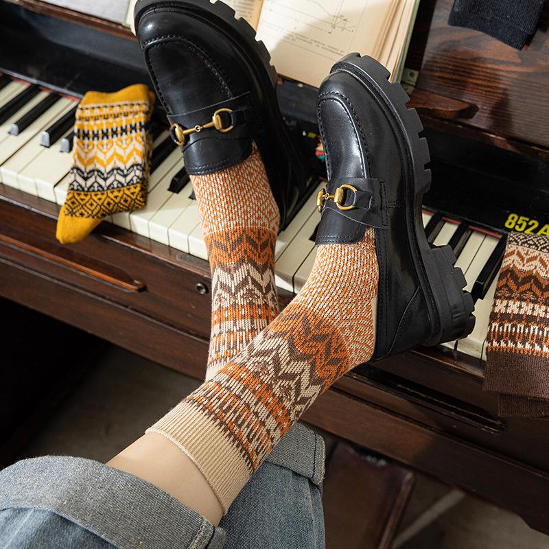 Japanese Retro Ethnic Style Colorful Cotton Mid-Tube Stacked Socks for Women