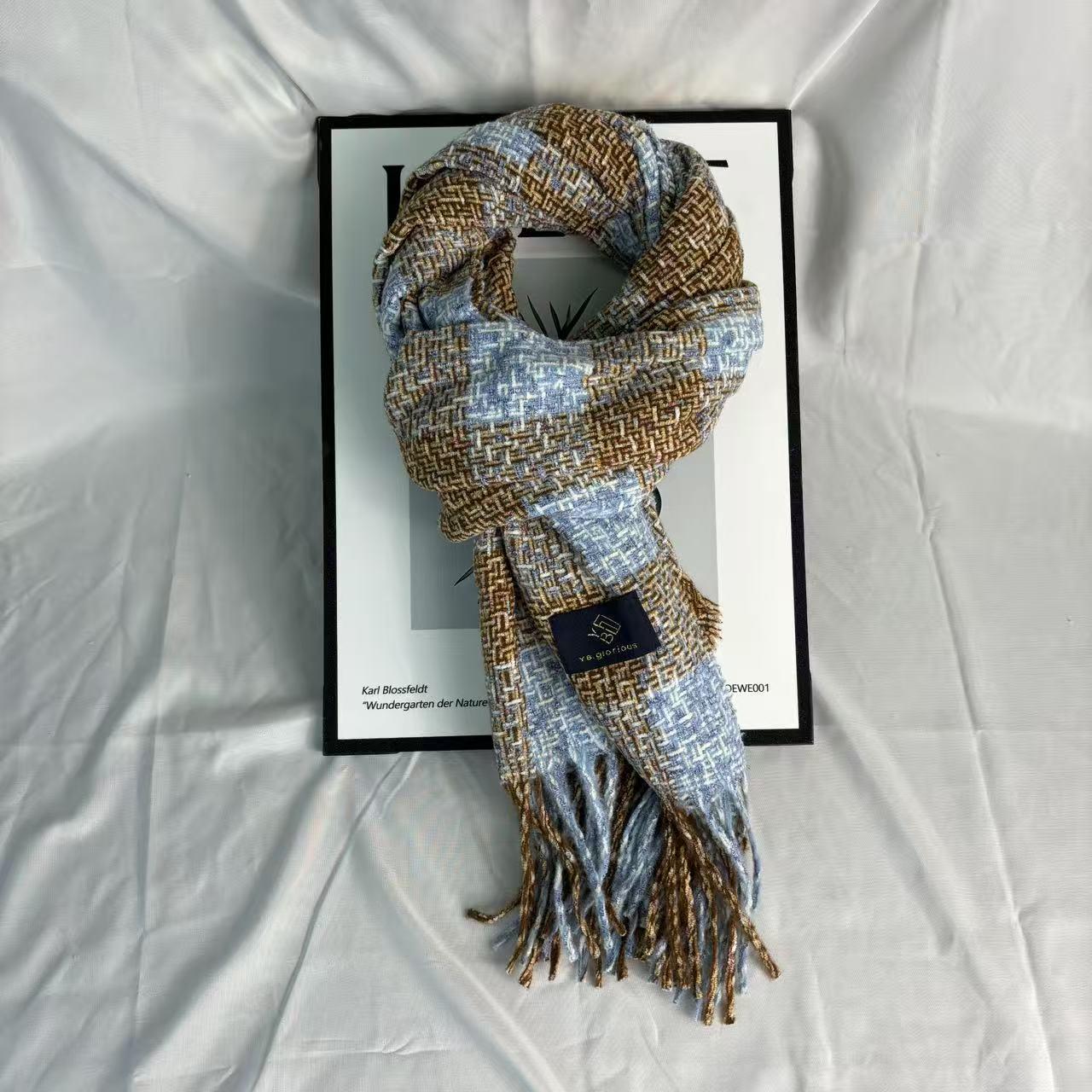 

Maillard Style High-End Women s Imitation Cashmere Scarf - Thick, Warm, Versatile, Retro Brown Shawl for Autumn and Winter. 175cm+