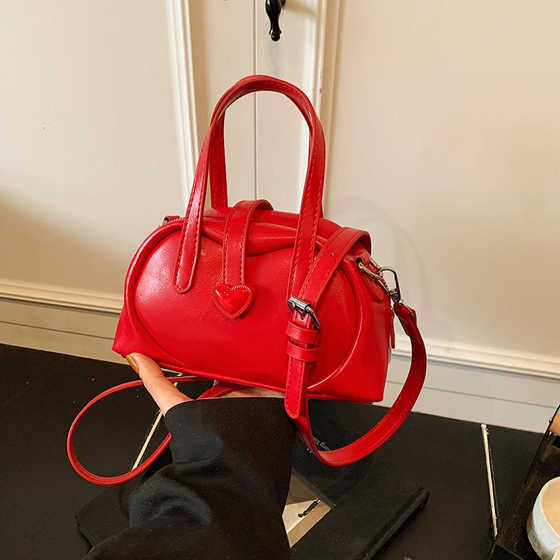 

Exquisite niche bag women s new summer popular versatile messenger bag fashion handbag красный
