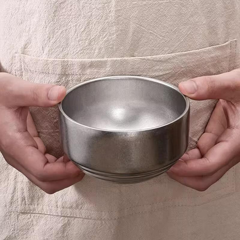 ZISIZ 304 Stainless Steel Vintage Anti-Scald Rice Bowl with Lid