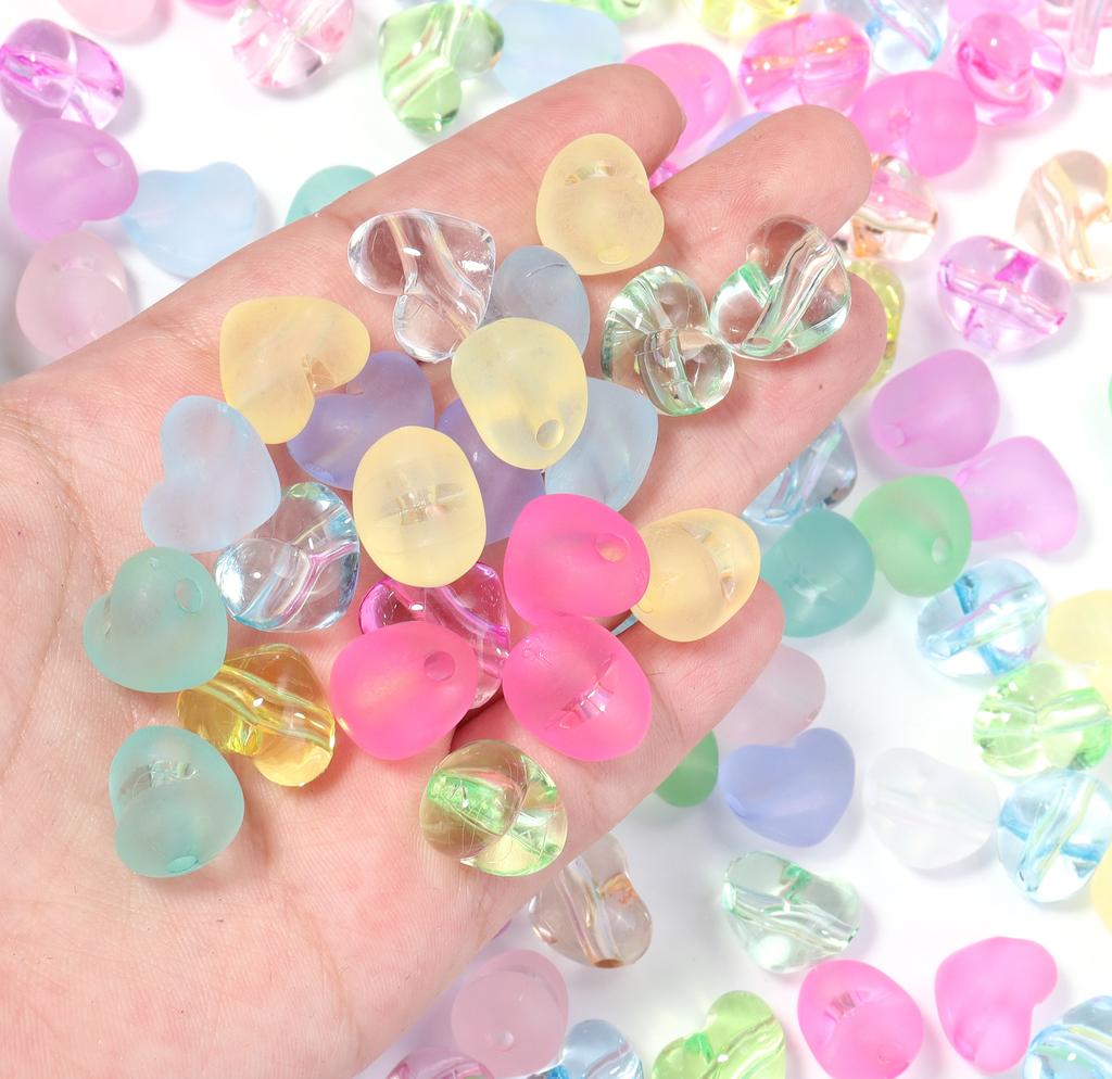 50 Stück Bunte Transparente Herzform Acrylperlen Durchbohrte Perlen Lose Abstandshalterperlen Für Schmuckherstellung DIY Zubehör