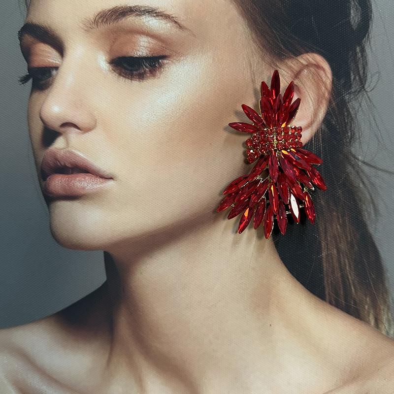 Luksusowe Kolczyki Skrzydła Kłosy Pszenicy z Pełnymi Diamentami Wykwintna Elegancja Temperament Moda Styl Celebrytki