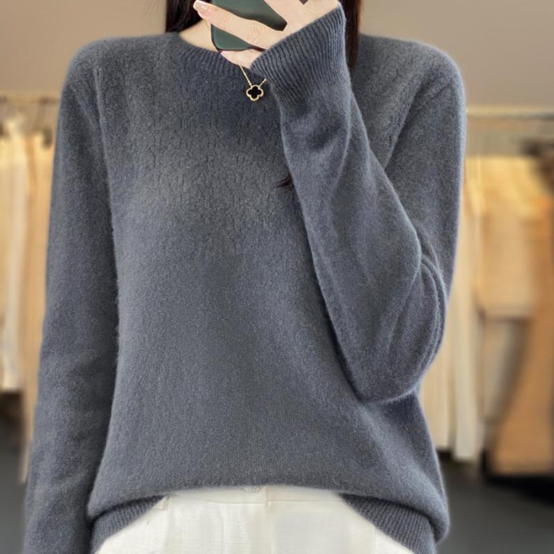 First-line Ready-to-wear Hollow Round-neck Cardigan for Women's Autumn and Winter Fashion Versatile Cashmere Base Shirt Top