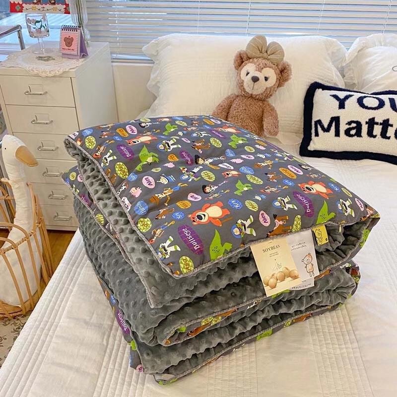 mling Kids Animal Paradise Minky Dot Quilt