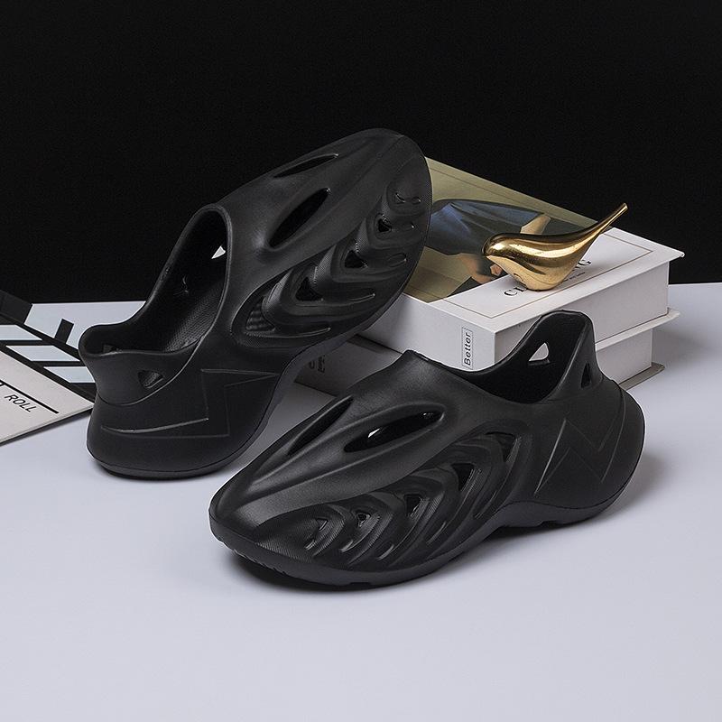 

Hollow breathable men s sandals outdoor beach sandals bag head EVA integrated men s shoes hole shoes summer tide shoes 40 чорний