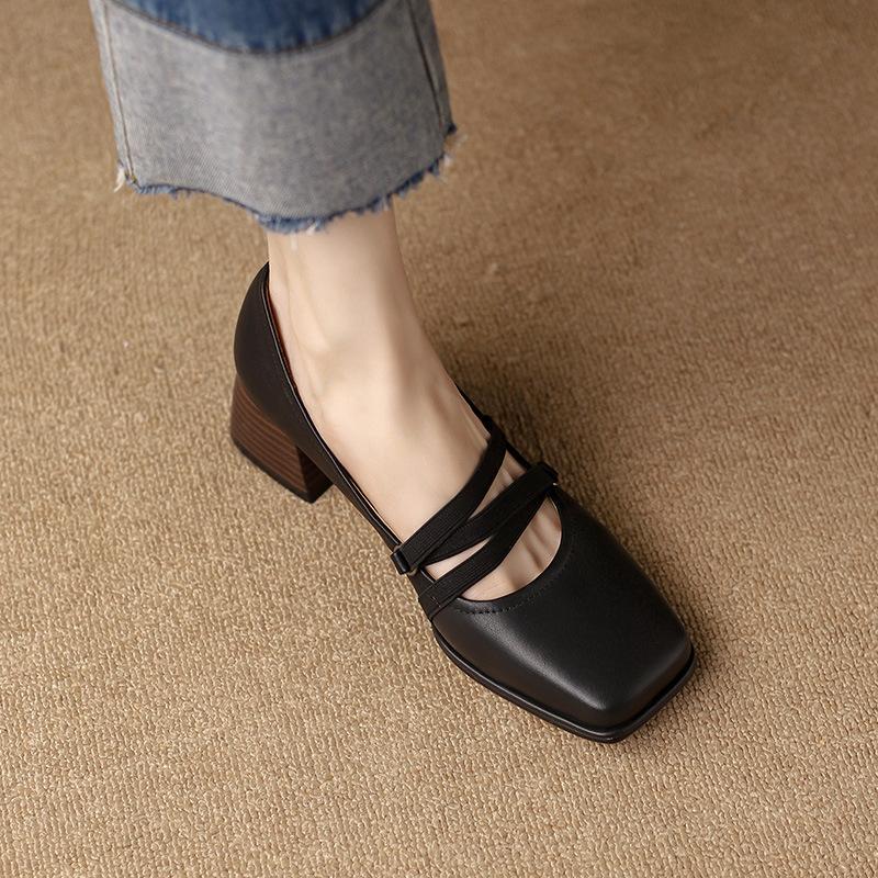 French retro Mary Jane shoes women's brown autumn 2022 new mid-heeled square head light mouth single shoes