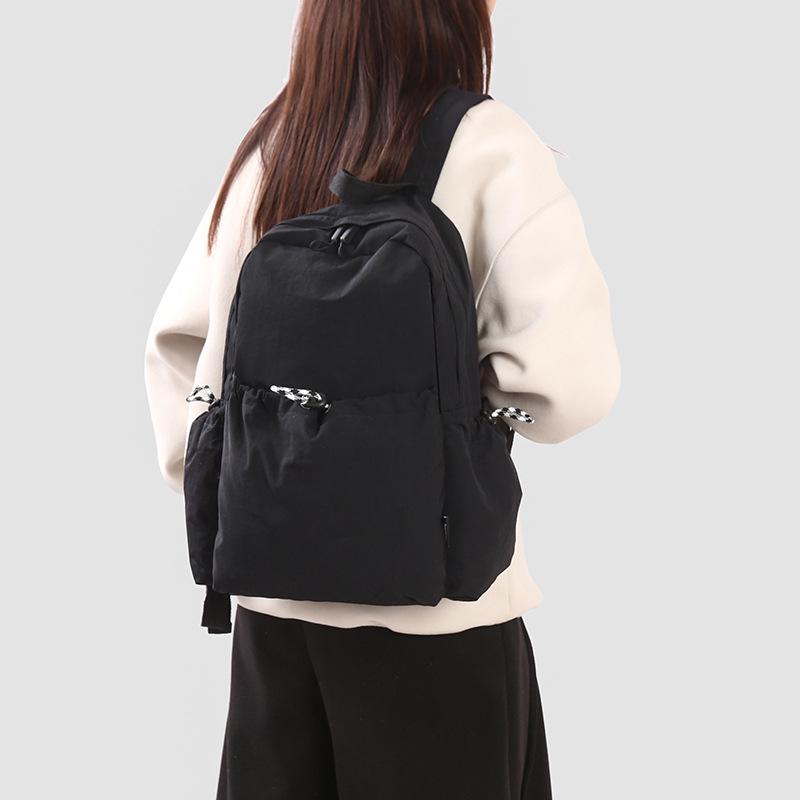 2025 Frühling Koreanischer Damen-Nylon-Rucksack: Trendy einfarbige lässige Schultasche für Schüler